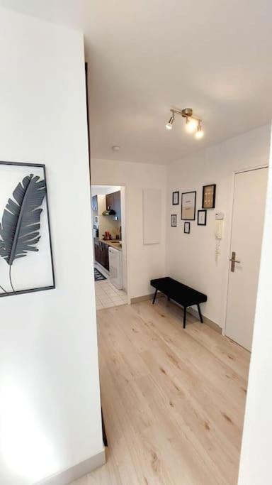 Cosy Home 2, 2 Chambres, 6 Personnes, 3 Min Gare, Parking Cergy Bagian luar foto