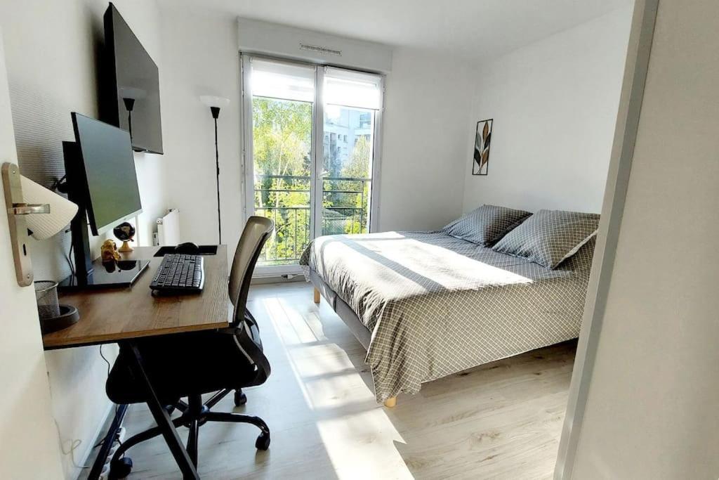 Cosy Home 2, 2 Chambres, 6 Personnes, 3 Min Gare, Parking Cergy Bagian luar foto