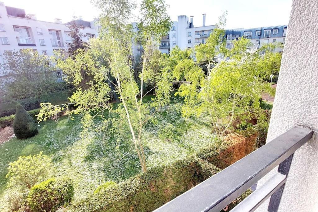 Cosy Home 2, 2 Chambres, 6 Personnes, 3 Min Gare, Parking Cergy Bagian luar foto