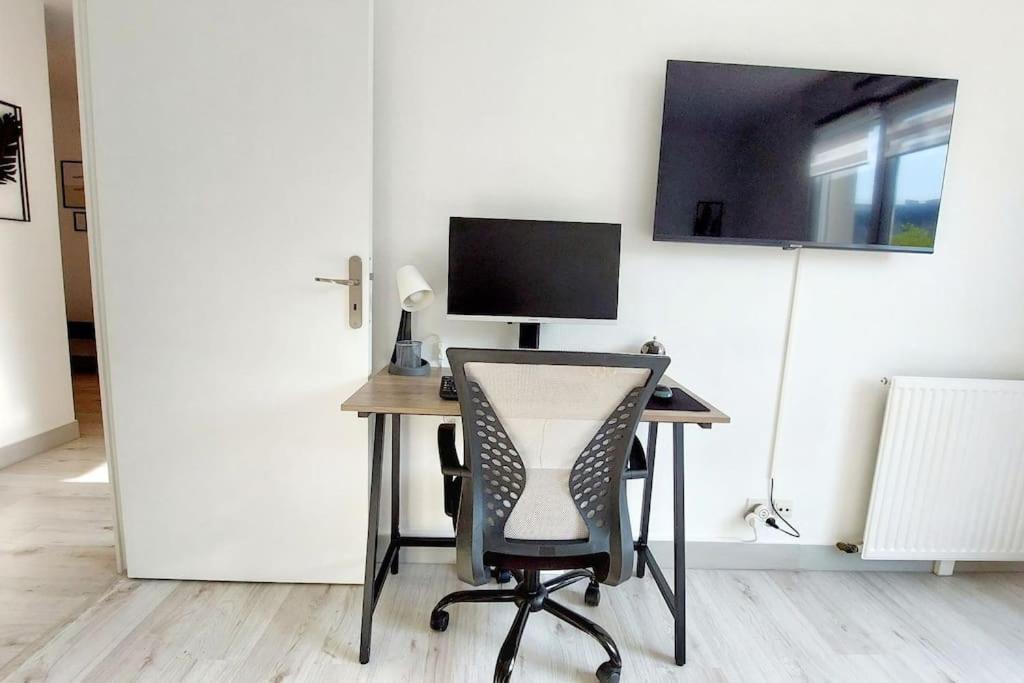 Cosy Home 2, 2 Chambres, 6 Personnes, 3 Min Gare, Parking Cergy Bagian luar foto